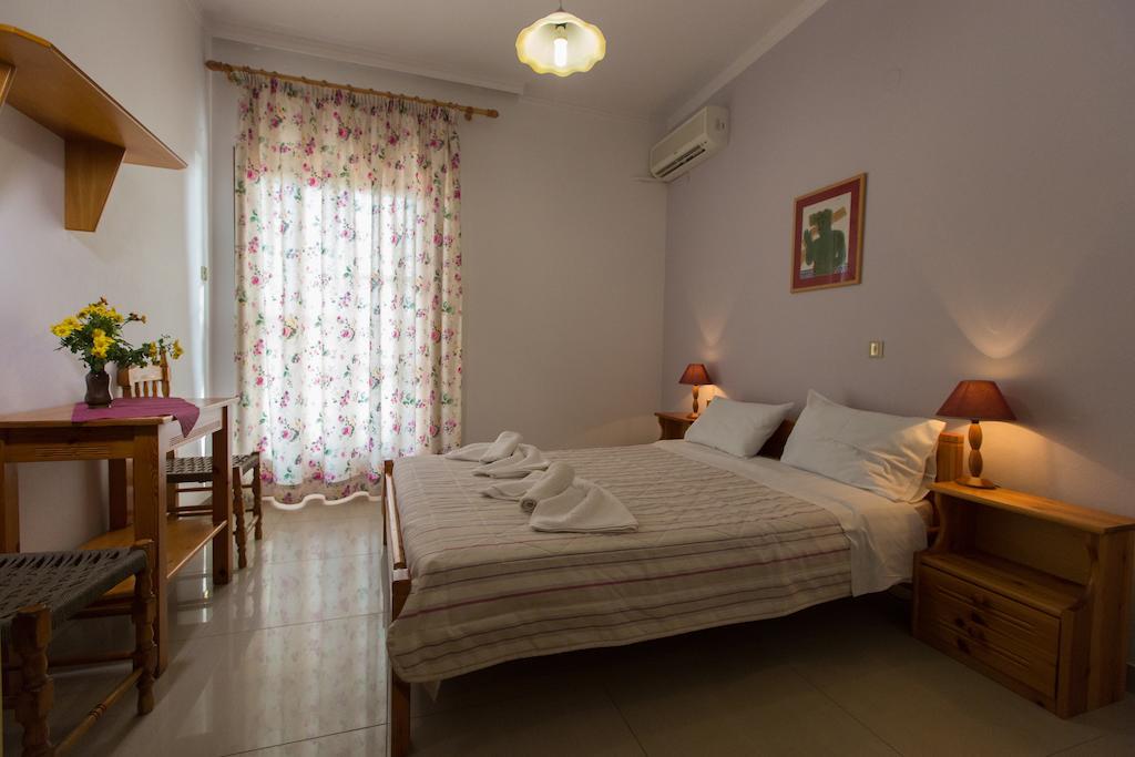 Filoxenia Studios 1 Palaiochora Quarto foto